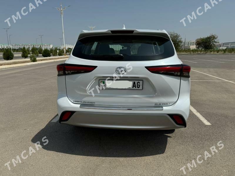 Toyota Highlander 2022 - 565 000 TMT - Aşgabat - img 4