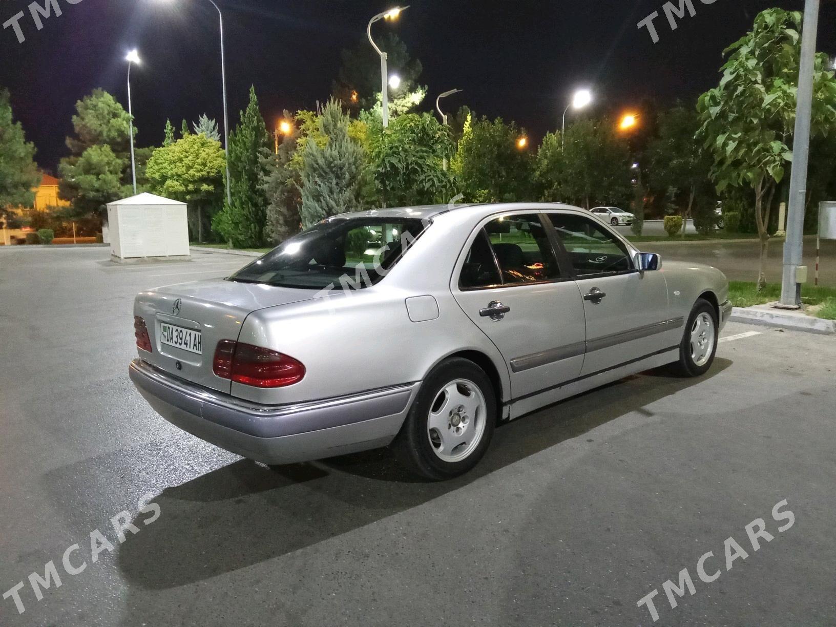 Mercedes-Benz E320 1996 - 60 000 TMT - Aşgabat - img 3