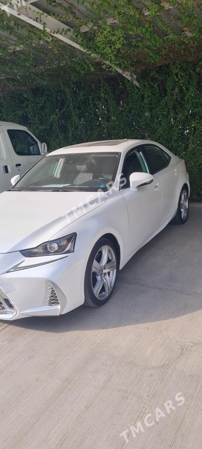 Lexus IS 300 2018 - 395 000 TMT - Aşgabat - img 2