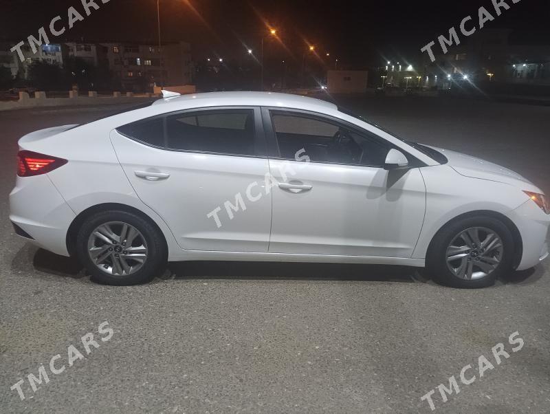 Hyundai Elantra 2019 - 210 000 TMT - Aşgabat - img 5