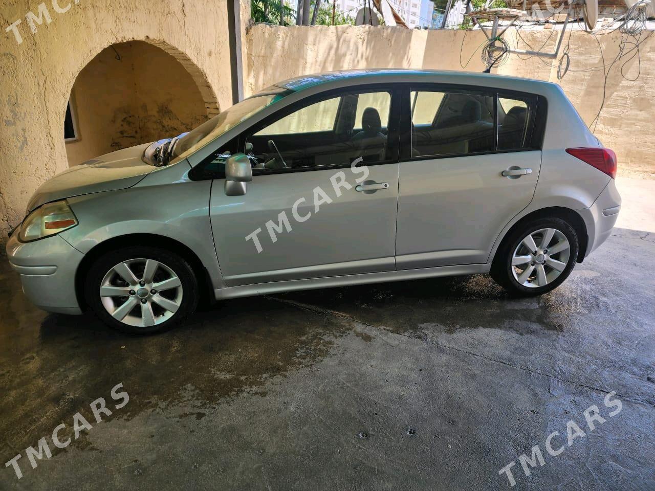 Nissan Versa 2011 - 98 000 TMT - Теджен - img 3