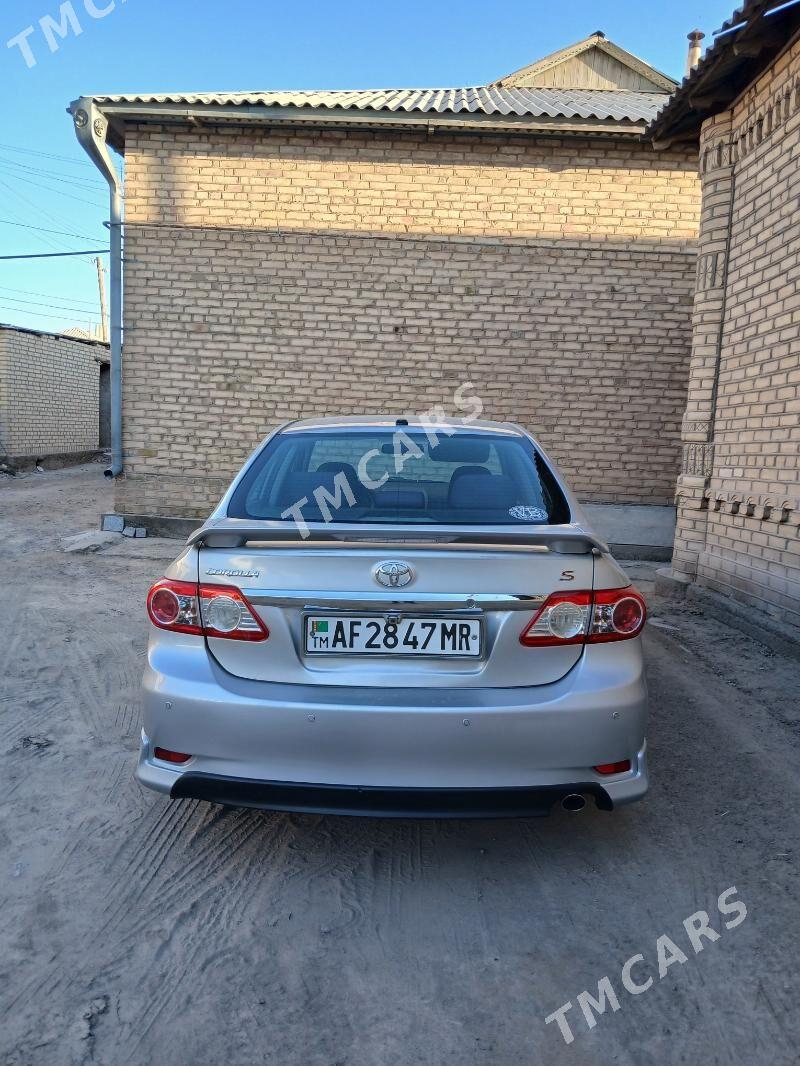 Toyota Corolla 2011 - 145 000 TMT - Мары - img 3