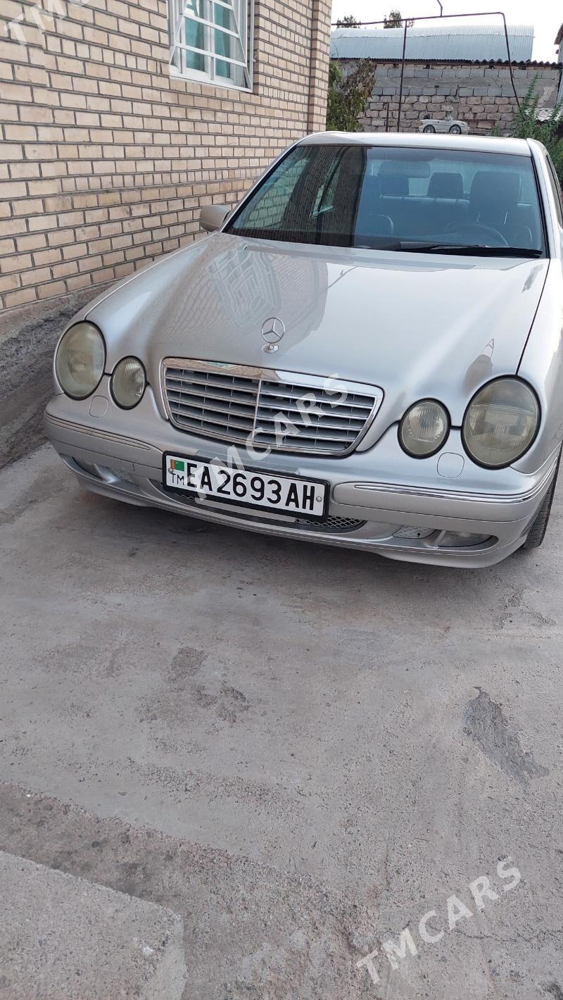 Mercedes-Benz E320 2001 - 118 000 TMT - Aşgabat - img 5