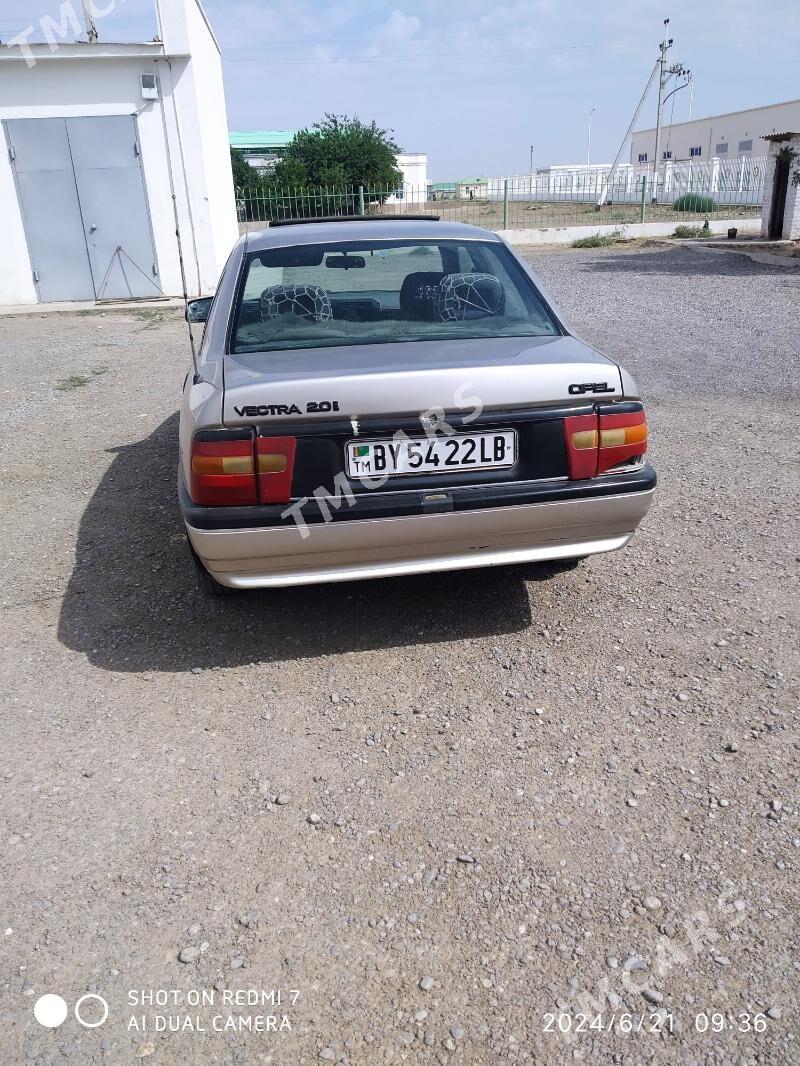 Opel Vectra 1992 - 30 000 TMT - Kerki - img 2