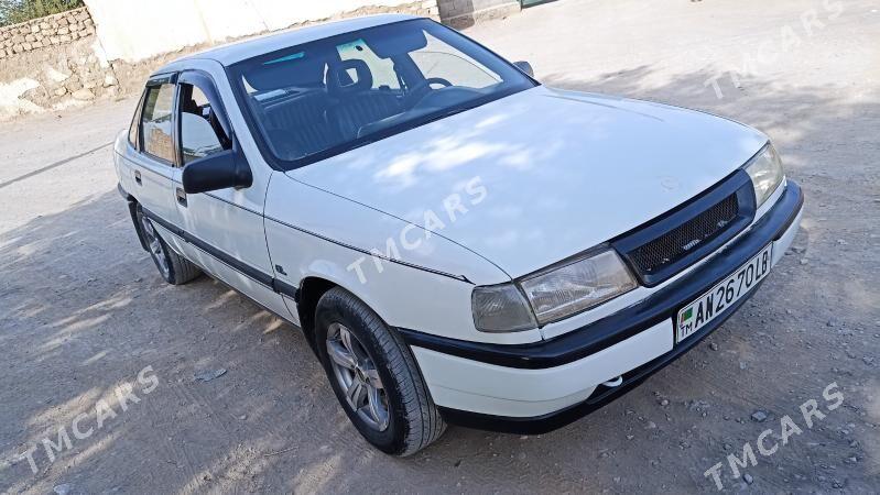 Opel Vectra 1990 - 40 000 TMT - Magdanly - img 9
