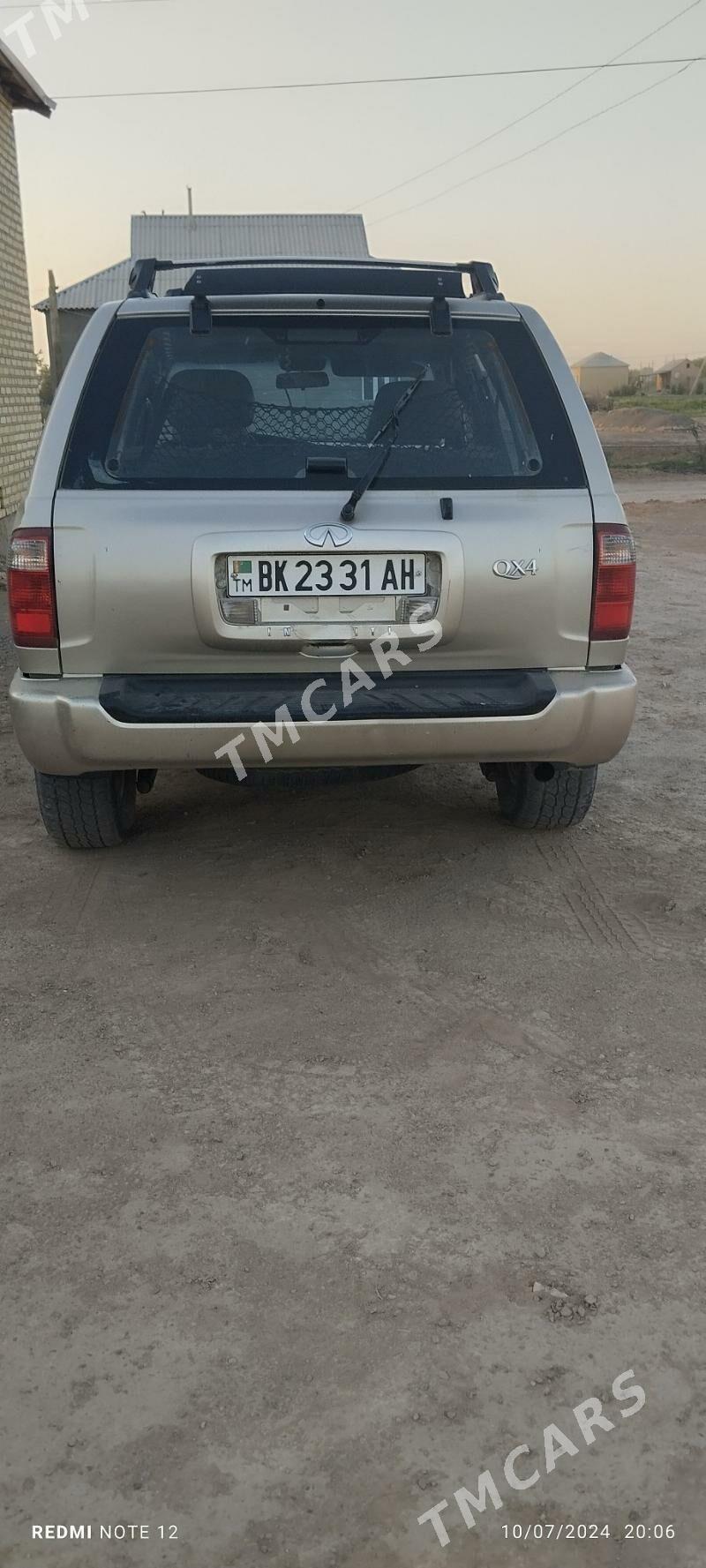 Infiniti QX4 2002 - 75 000 TMT - Теджен - img 3