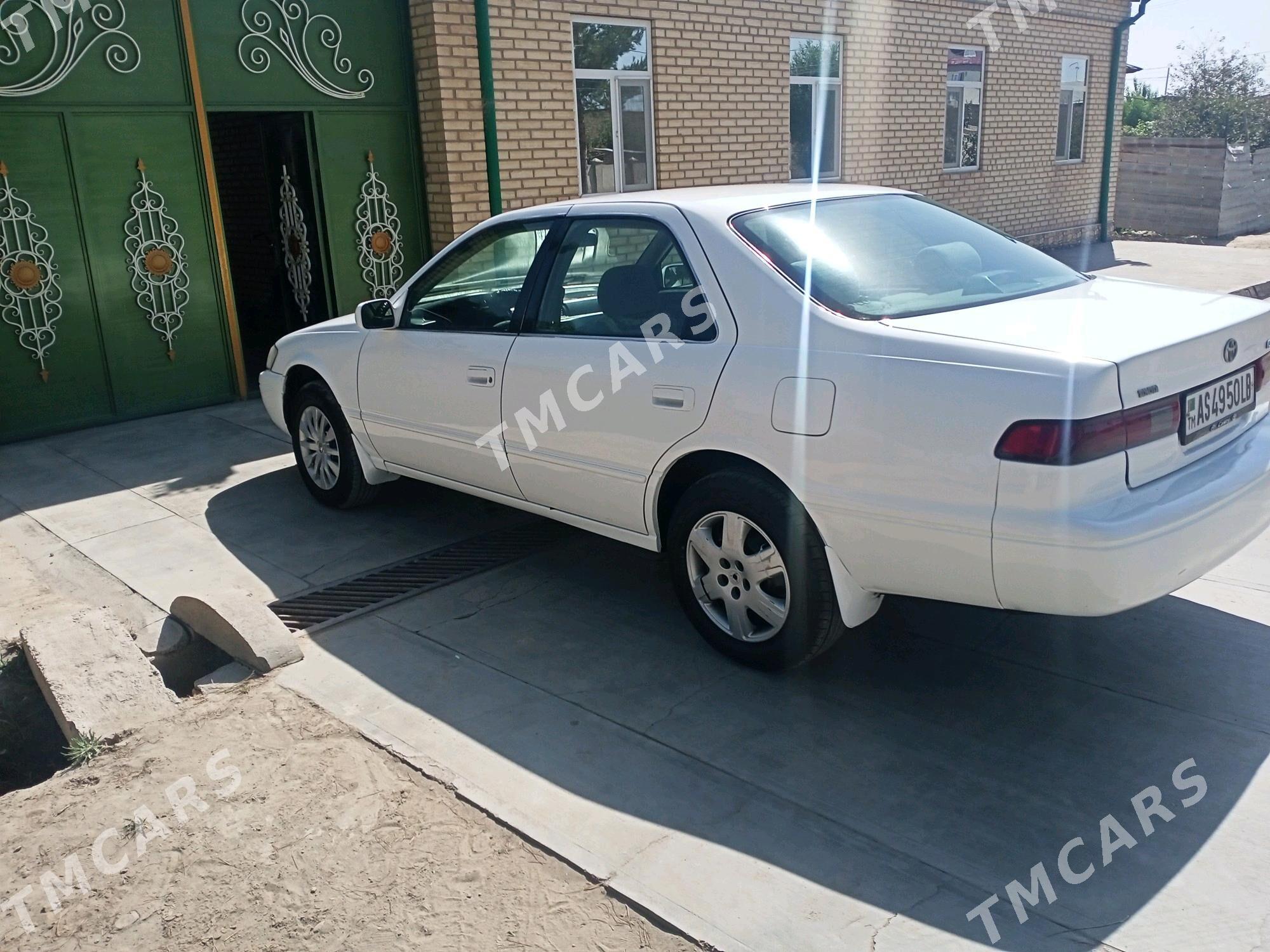 Toyota Camry 1999 - 92 000 TMT - Саят - img 4