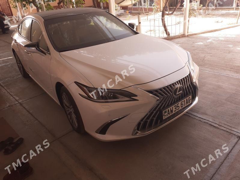 Lexus ES 350 2023 - 1 180 000 TMT - Бузмеин - img 3