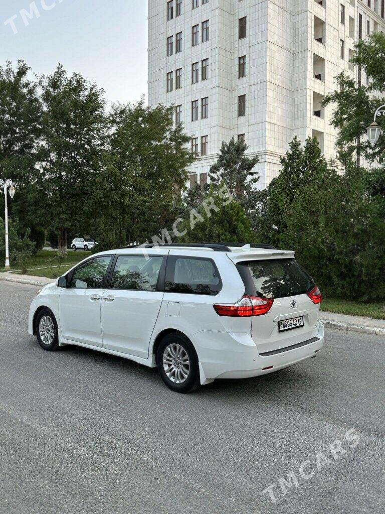 Toyota Sienna 2018 - 345 000 TMT - Ашхабад - img 5