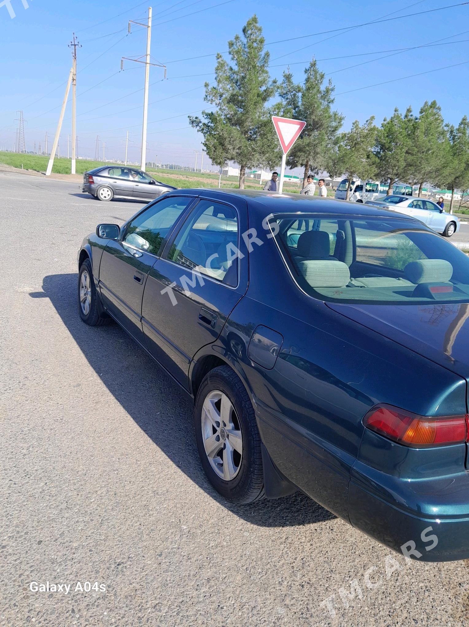 Toyota Camry 1998 - 96 000 TMT - Мары - img 4