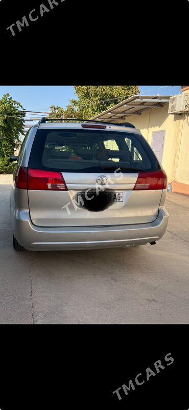 Toyota Sienna 2004 - 155 000 TMT - Aşgabat - img 2