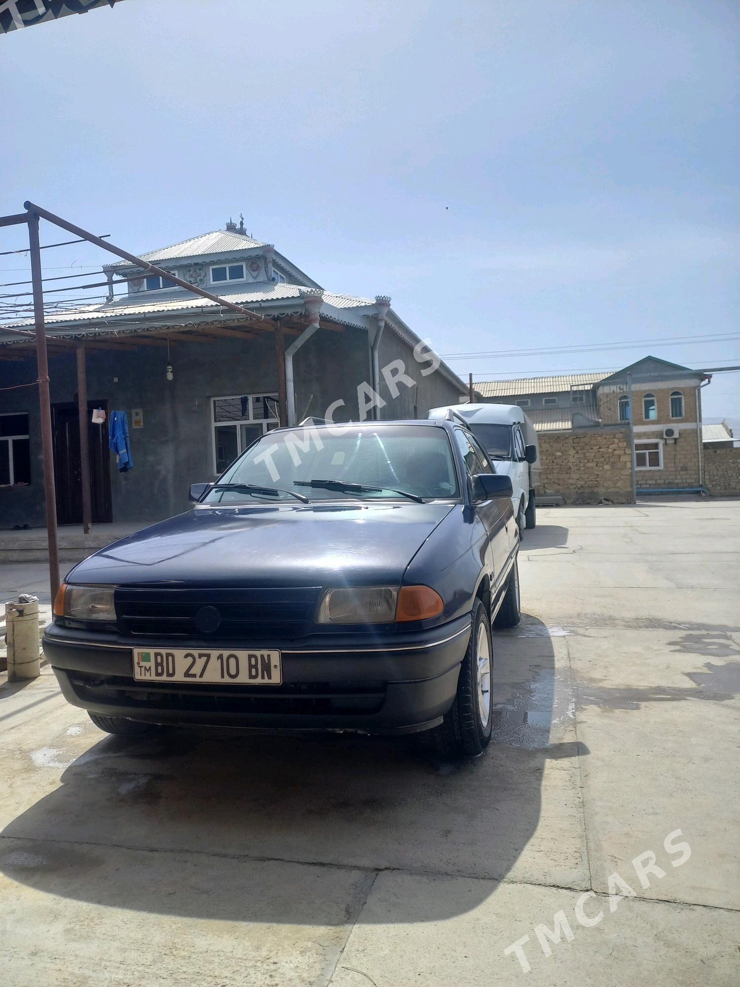 Opel Astra 1993 - 30 000 TMT - Гызыларбат - img 2