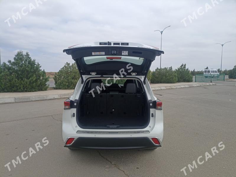 Toyota Highlander 2021 - 550 000 TMT - Aşgabat - img 4