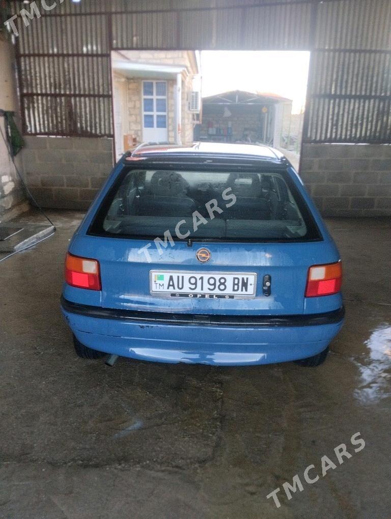 Opel Astra 1992 - 25 000 TMT - Гумдаг - img 2