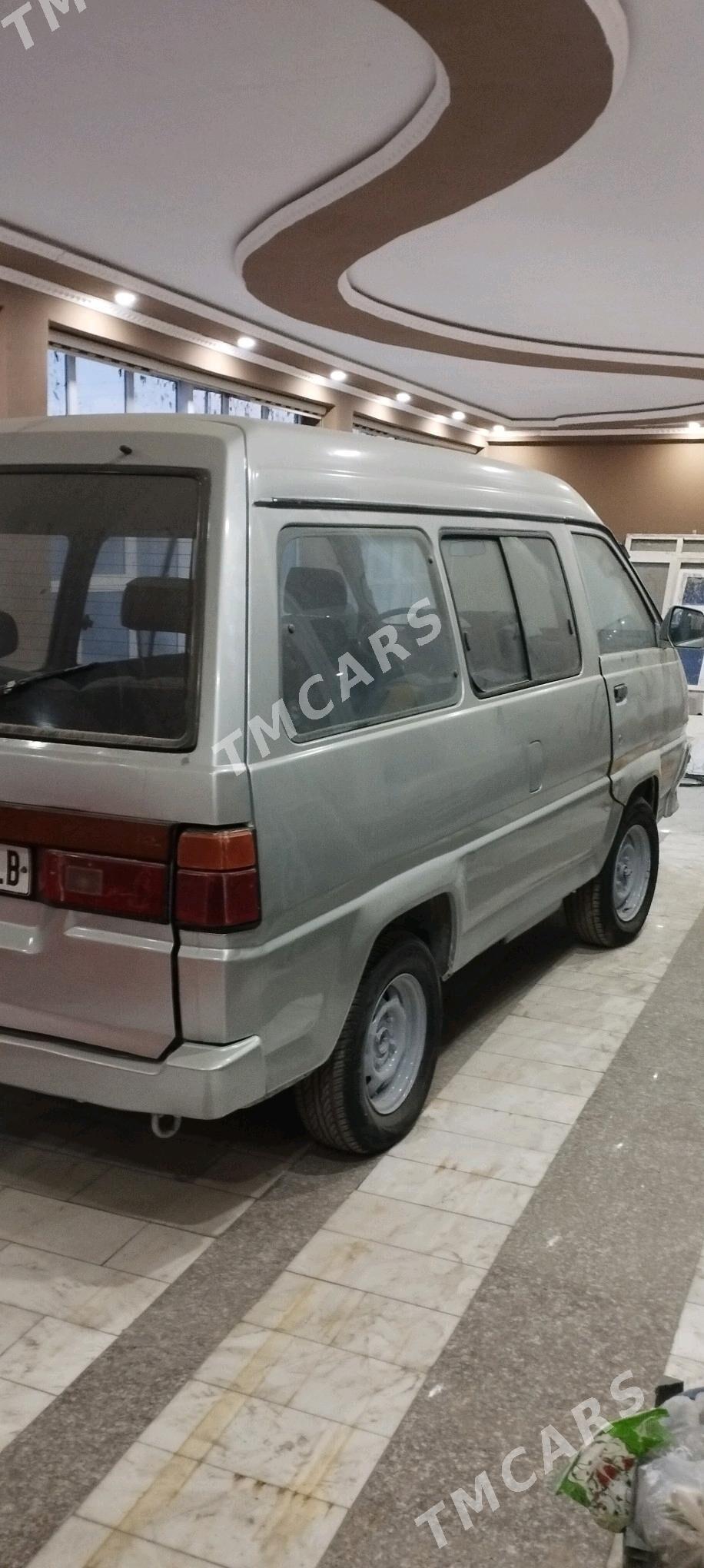 Toyota Town Ace 1992 - 40 000 TMT - Туркменабат - img 3