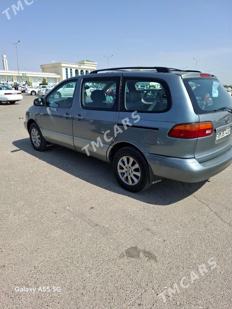 Toyota Sienna 1999 - 115 000 TMT - Туркменабат - img 2