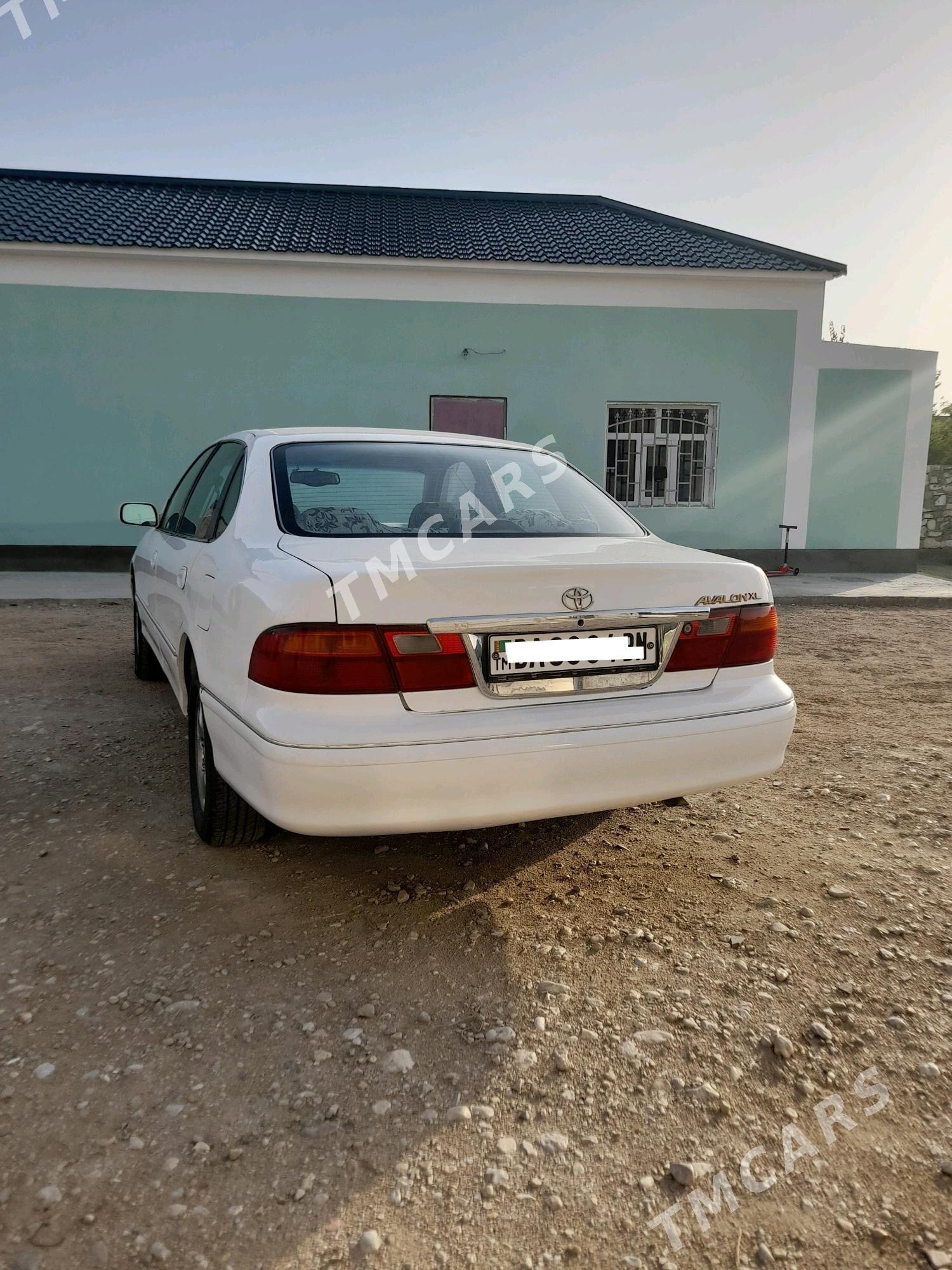 Toyota Avalon 1999 - 100 000 TMT - Балканабат - img 2