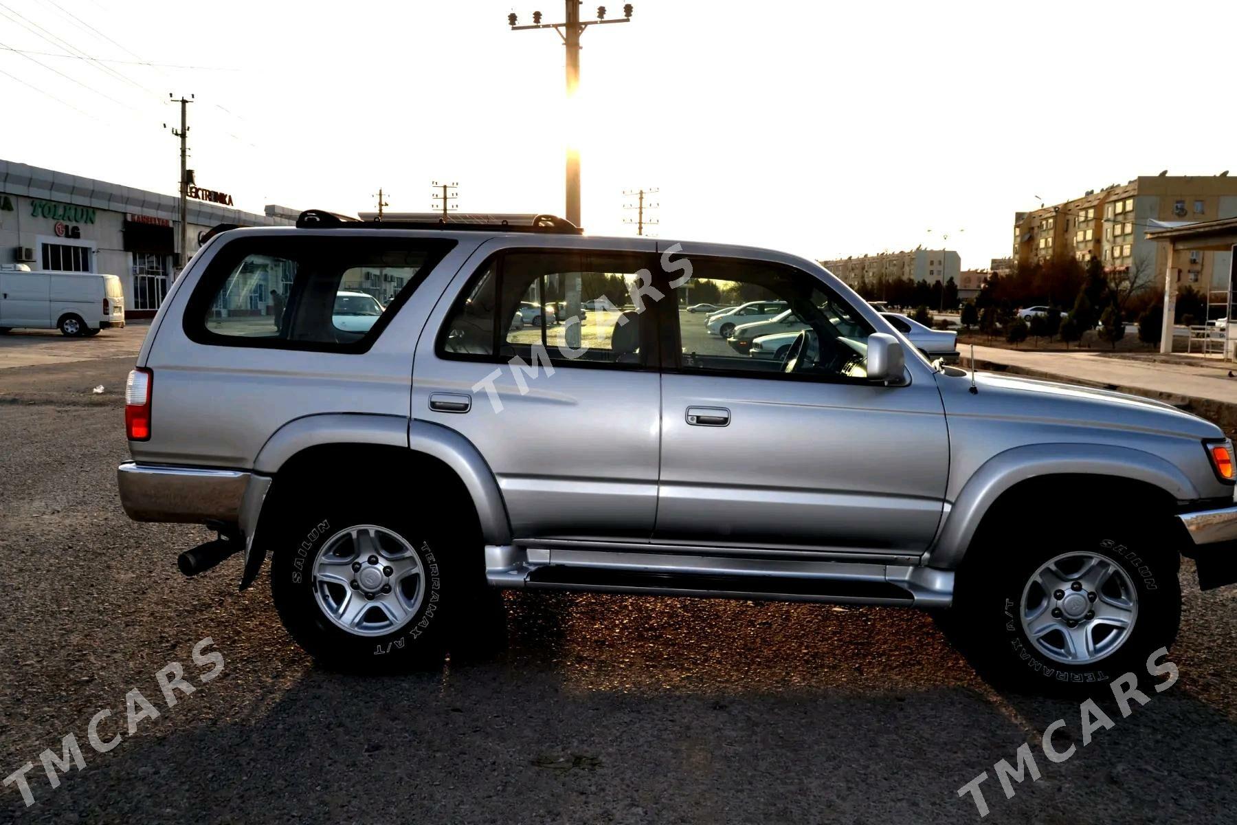 Toyota 4Runner 2002 - 134 000 TMT - Тагтабазар - img 5