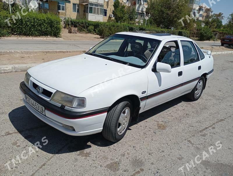 Opel Vectra 1990 - 35 000 TMT - Seýdi - img 3