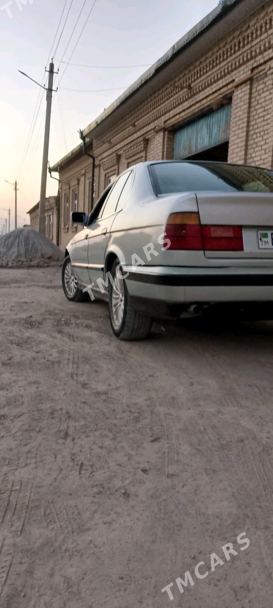 BMW 525 1991 - 35 000 TMT - Çärjew - img 2