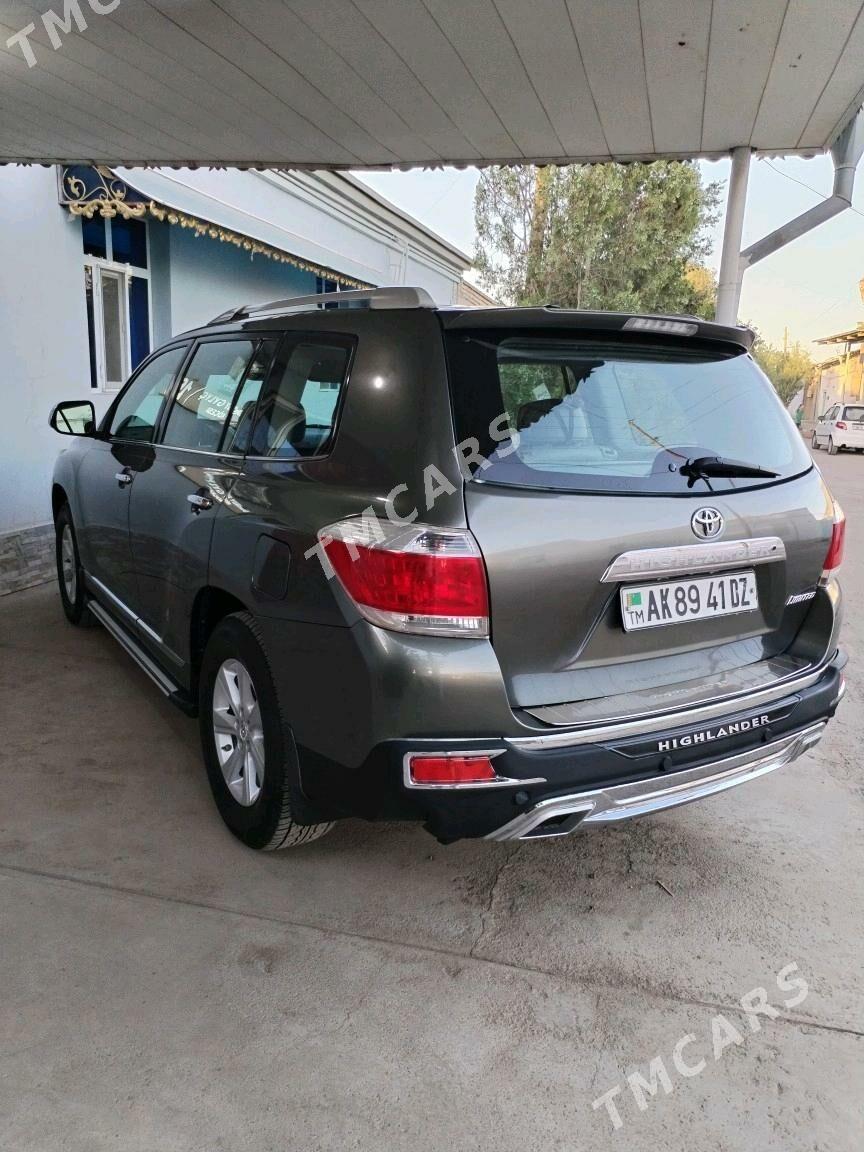 Toyota Highlander 2011 - 290 000 TMT - Daşoguz - img 3