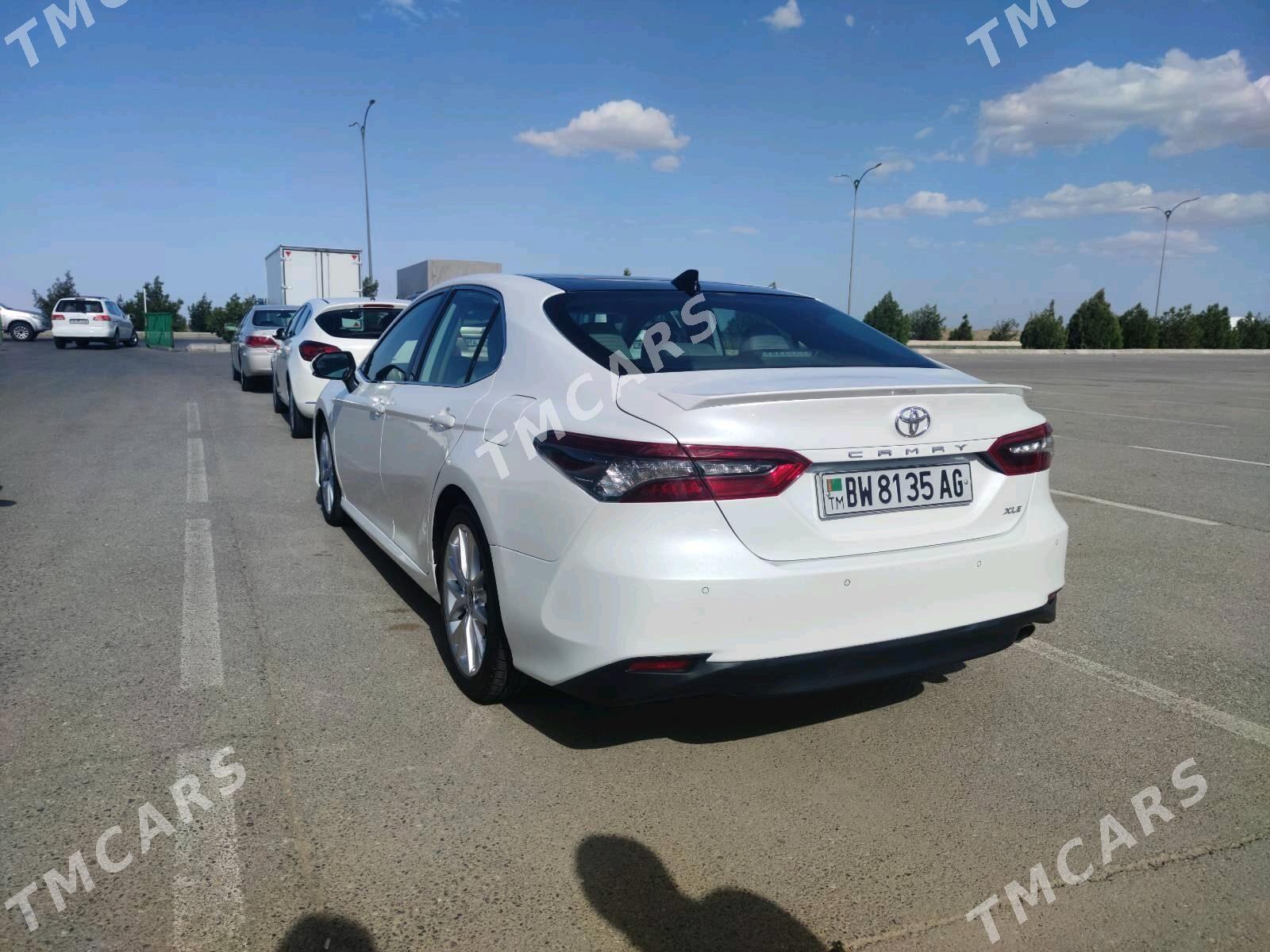 Toyota Camry 2021 - 360 000 TMT - Ашхабад - img 3