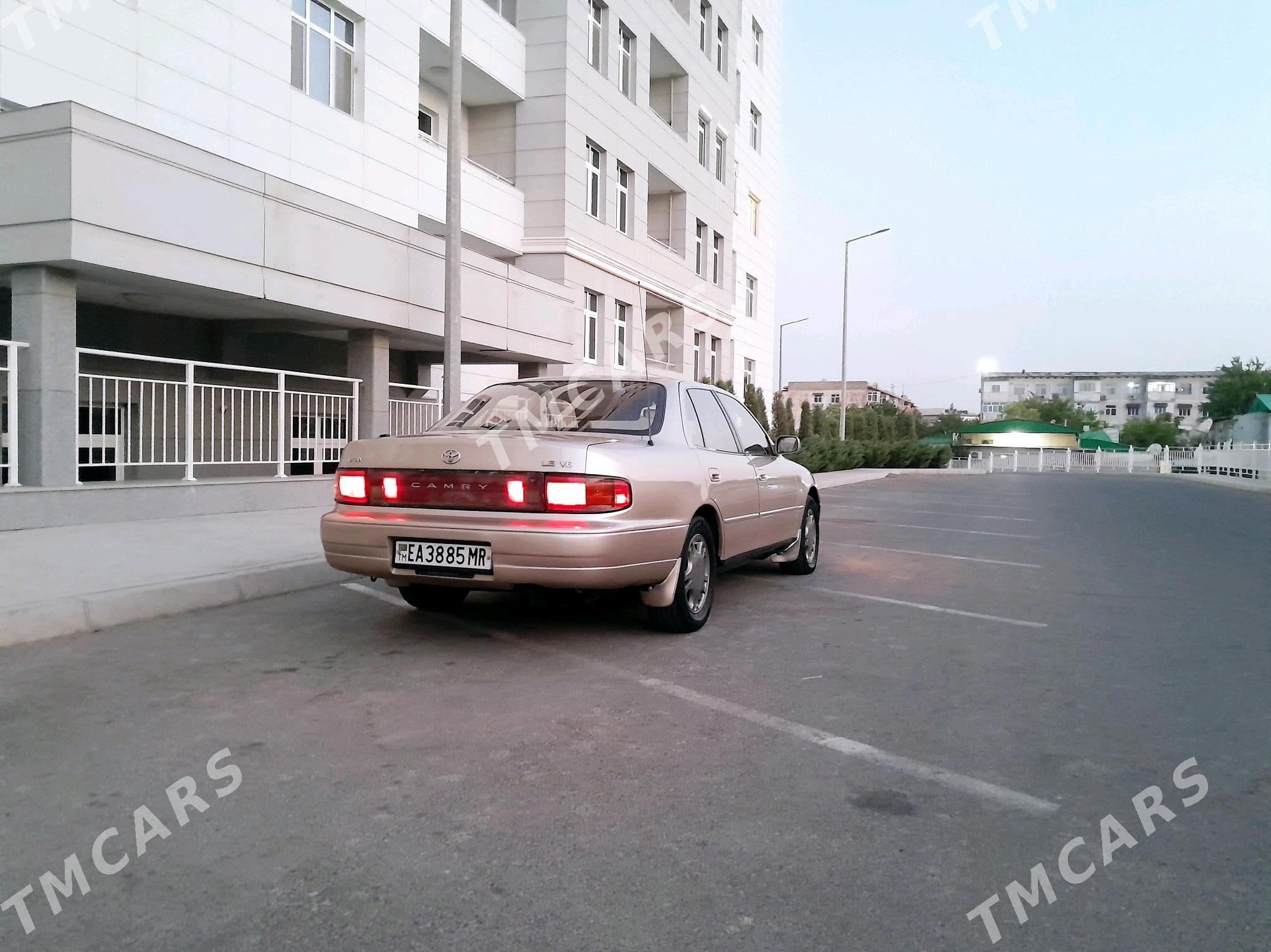 Toyota Camry 1994 - 73 000 TMT - Мары - img 3