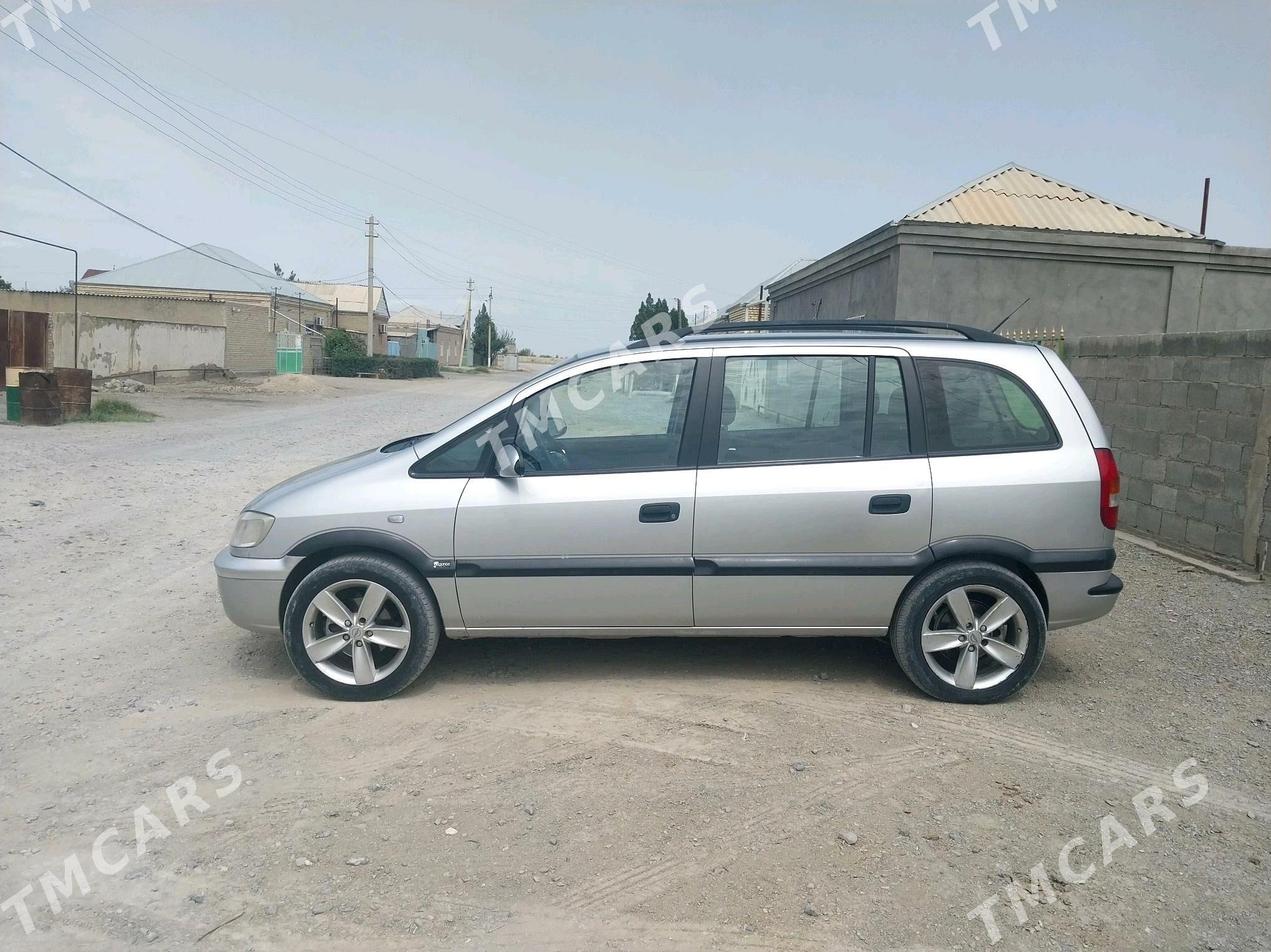 Opel Zafira 2002 - 76 000 TMT - Бахарден - img 5