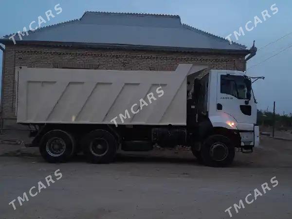 Ford Cargo 3535D 2013 - 650 000 TMT - Ашхабад - img 3