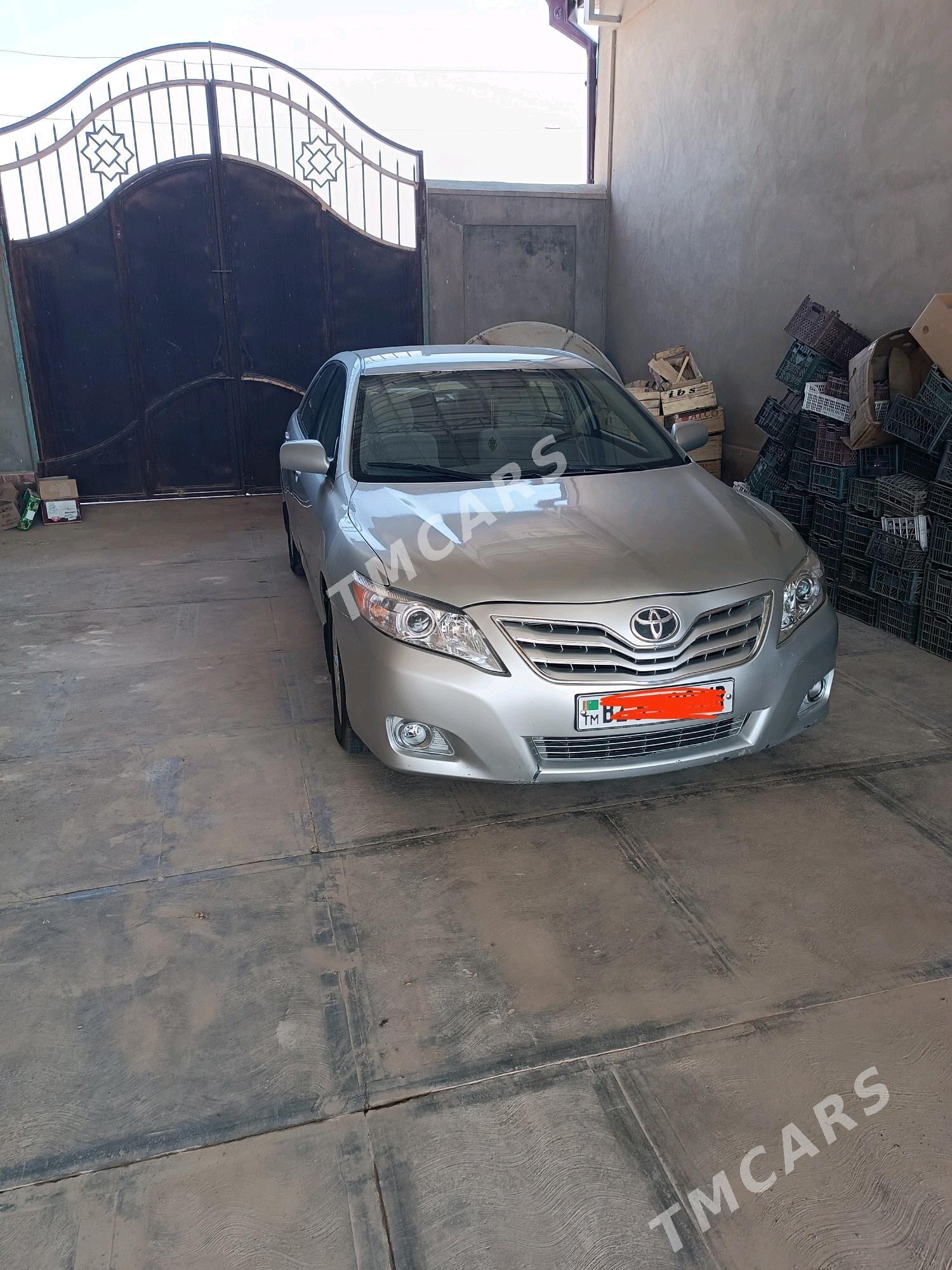 Toyota Camry 2010 - 160 000 TMT - Oguz han - img 3