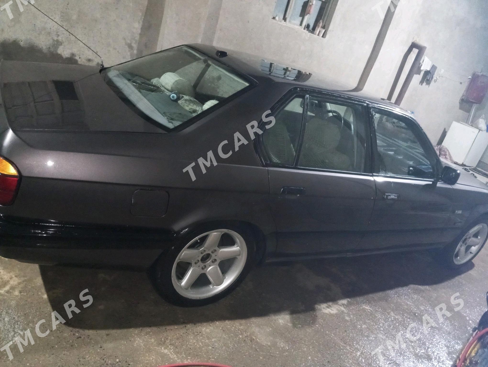 BMW 7 Series 1994 - 40 000 TMT - Türkmenabat - img 3