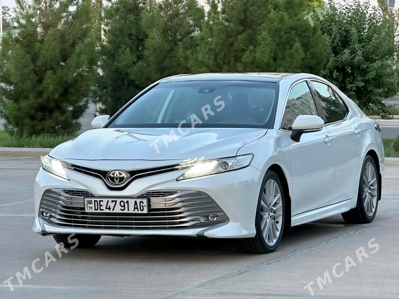 Toyota Camry 2019 - 352 000 TMT - Ашхабад - img 2