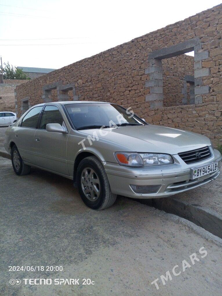 Toyota Camry 2000 - 120 000 TMT - Магданлы - img 4