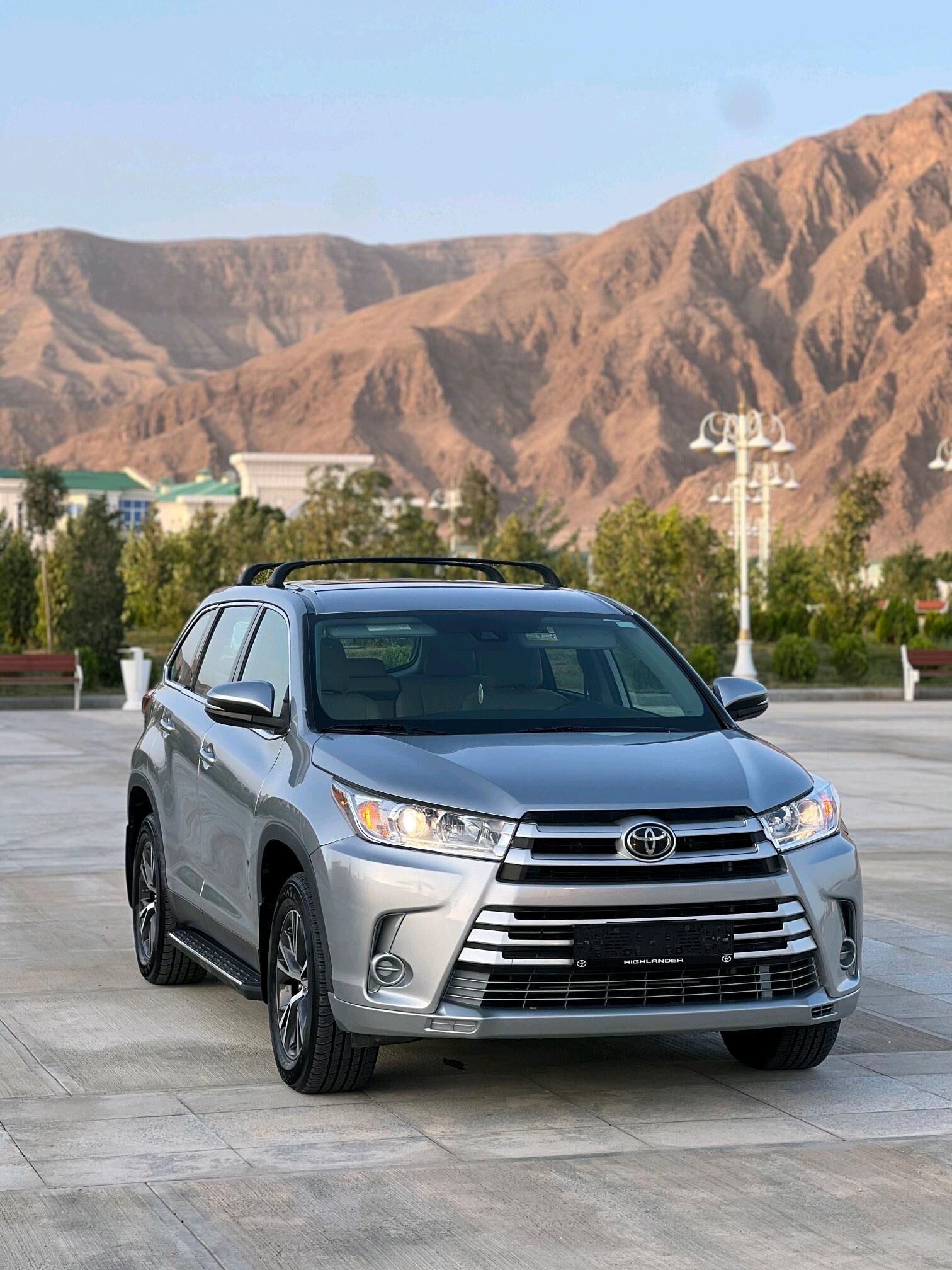 Toyota Highlander 2019 - 410 000 TMT - Балканабат - img 3