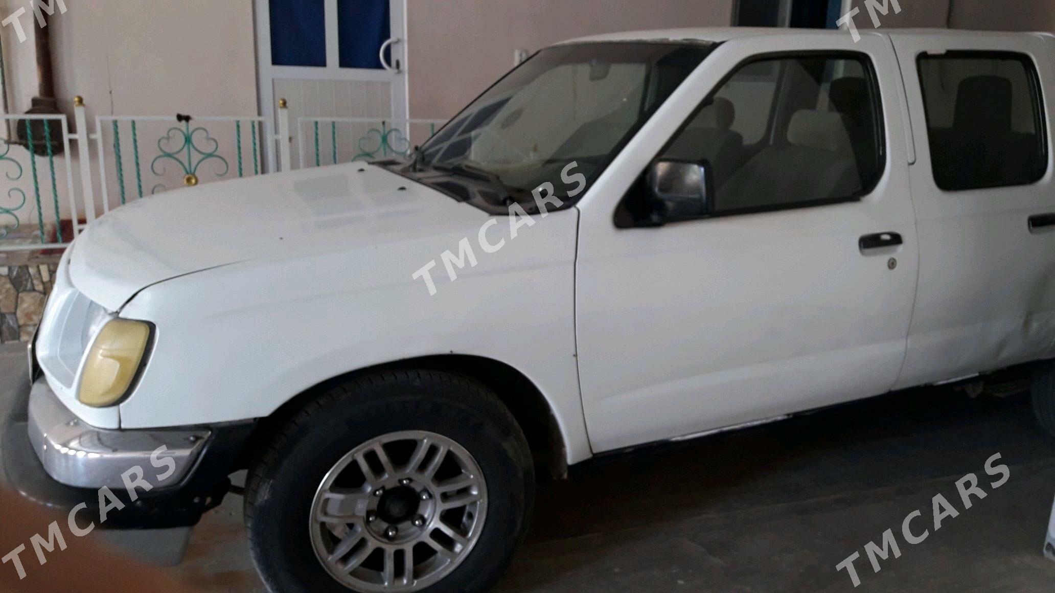 Nissan Navara 1999 - 60 000 TMT - Туркменабат - img 2