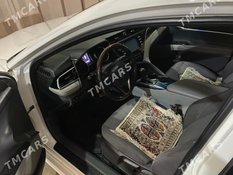 Toyota Camry 2019 - 280 000 TMT - Мары - img 5