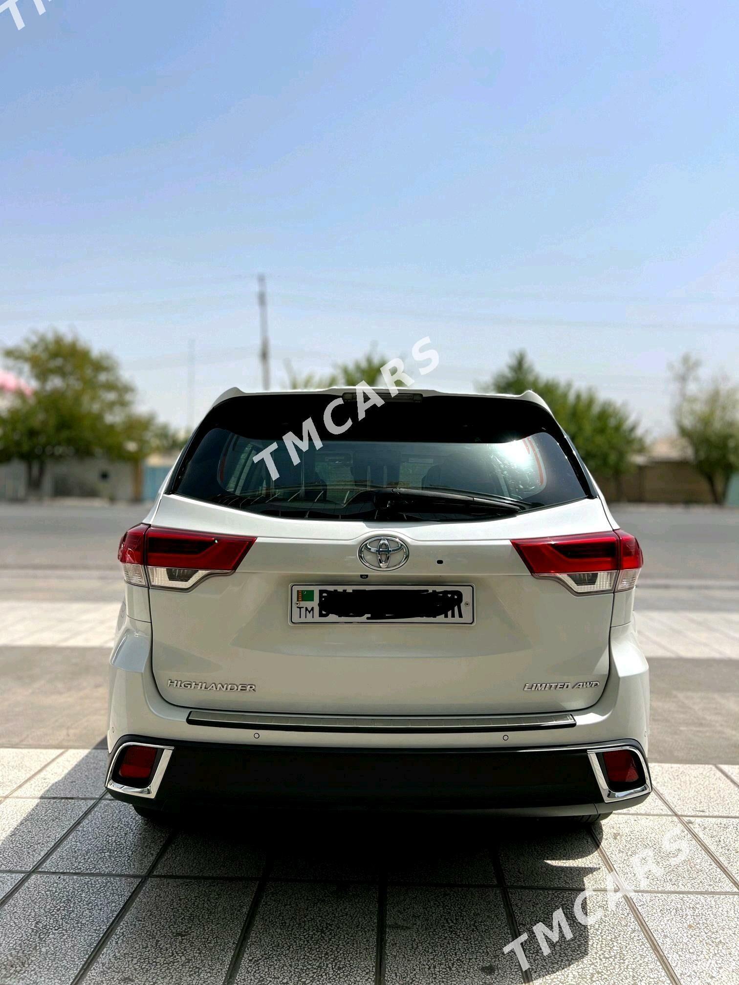 Toyota Highlander 2019 - 500 000 TMT - Мары - img 5