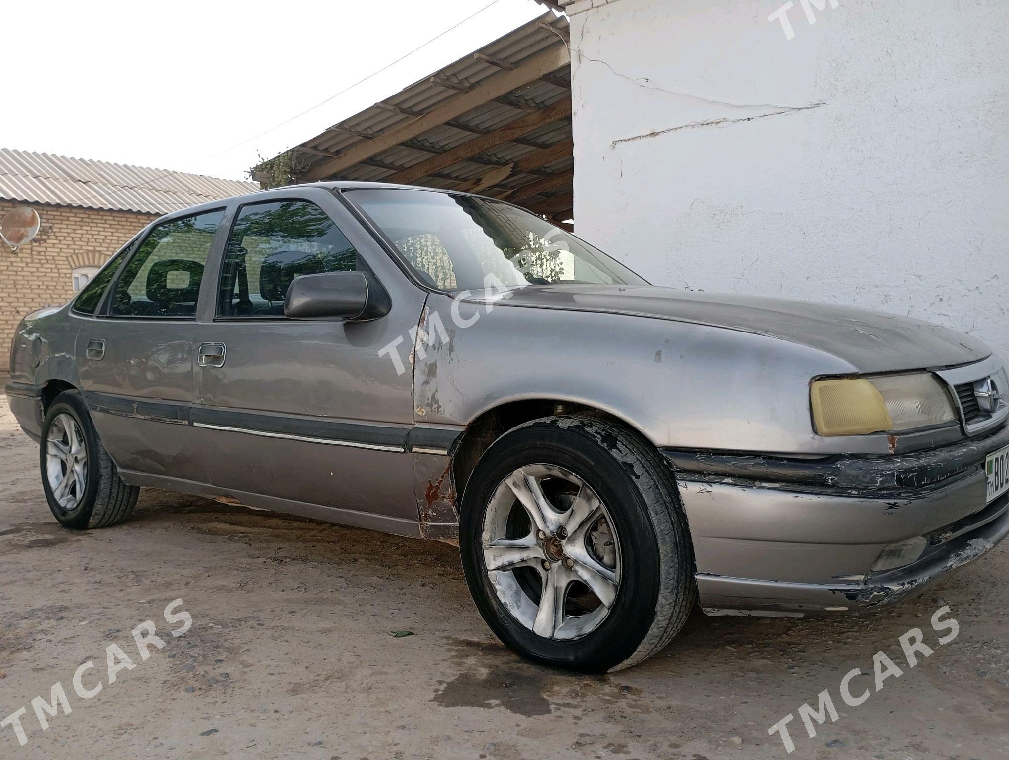 Opel Vectra 1989 - 16 000 TMT - Байрамали - img 2