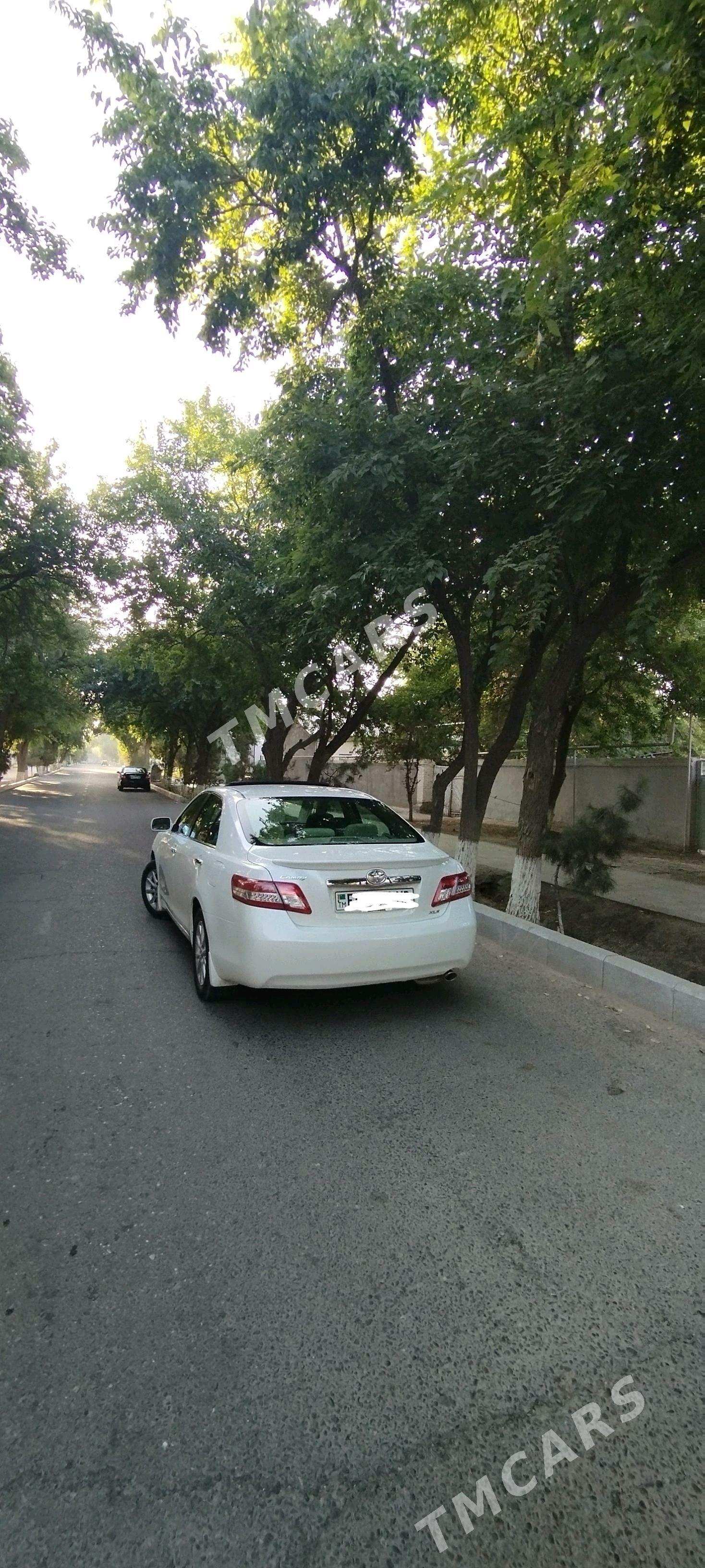 Toyota Camry 2010 - 158 000 TMT - Baýramaly - img 2