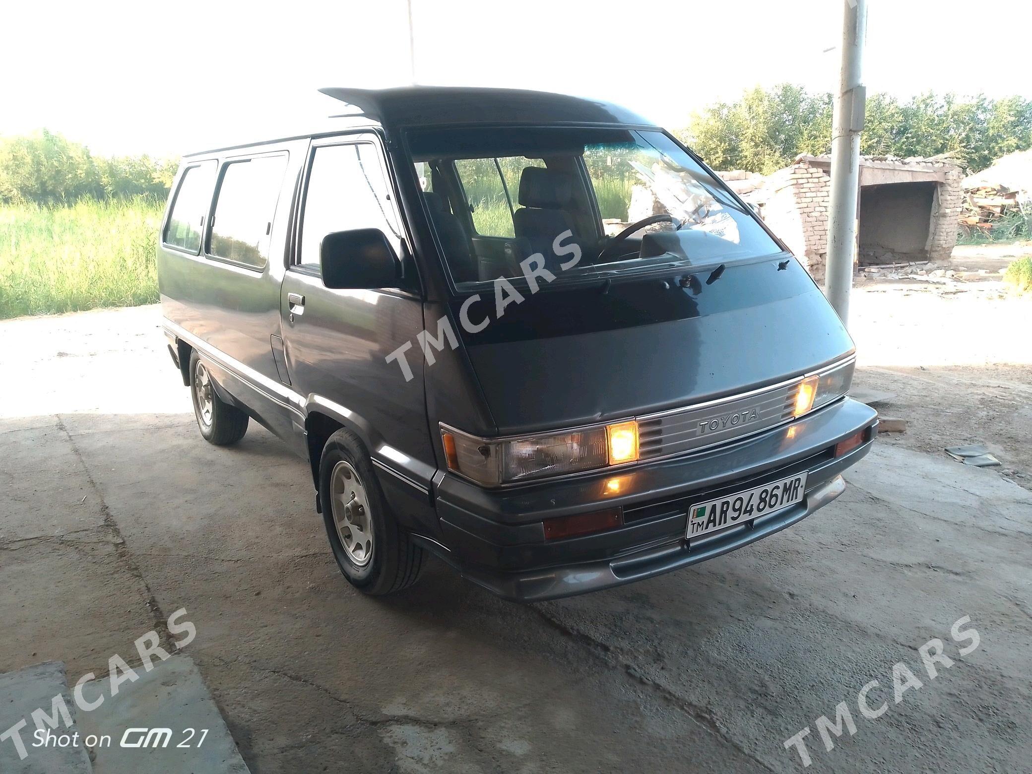 Toyota Hiace 1991 - 33 000 TMT - Mary - img 2