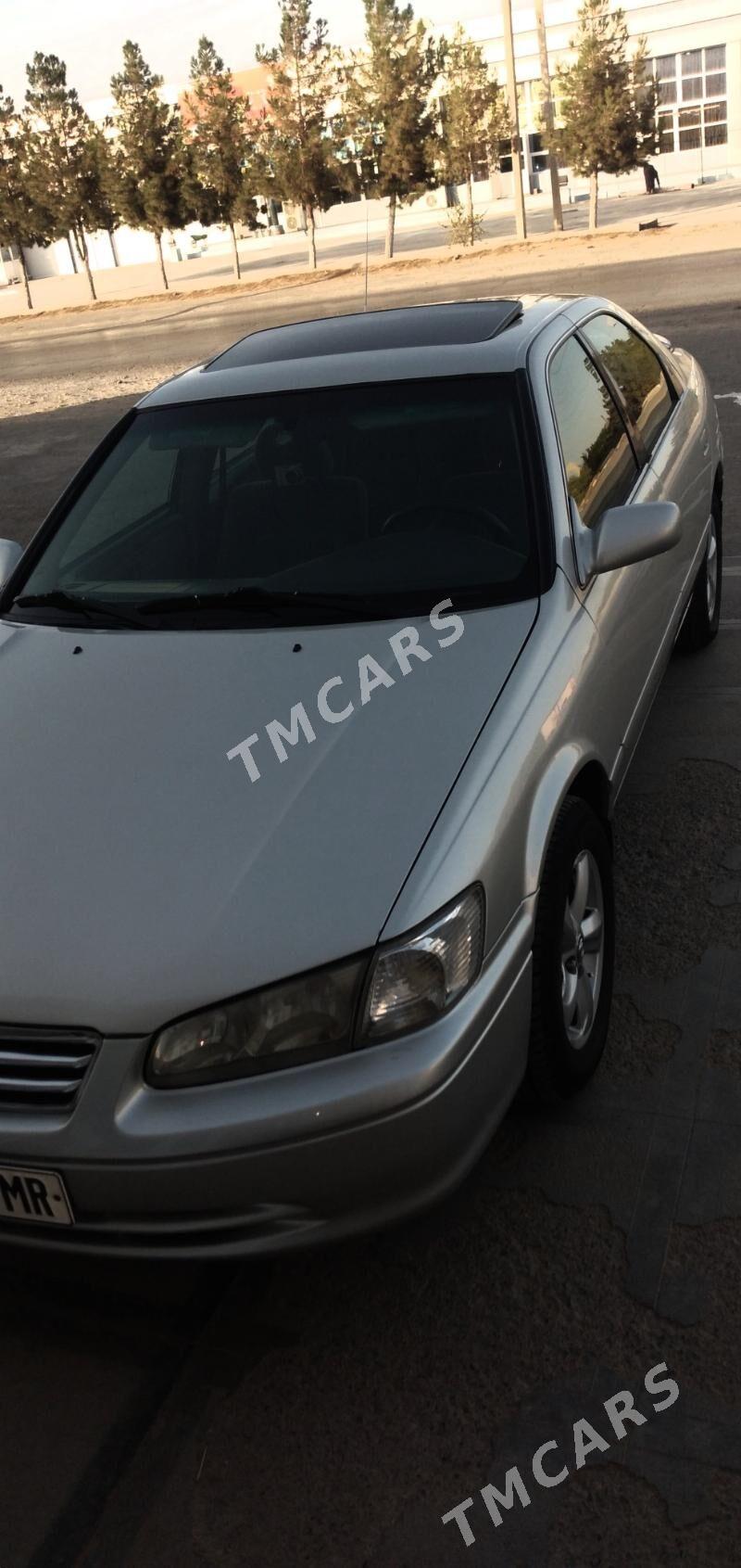 Toyota Camry 2001 - 120 000 TMT - Мары - img 5