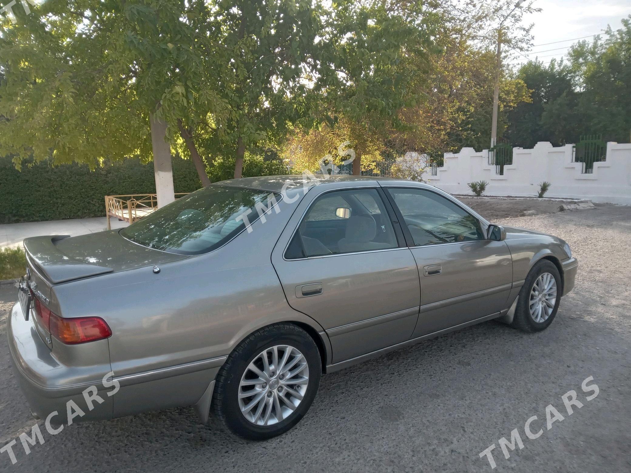 Toyota Camry 1998 - 125 000 TMT - Мары - img 3