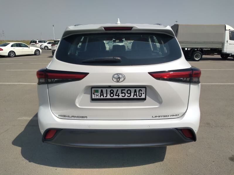 Toyota Highlander 2022 - 640 000 TMT - Aşgabat - img 6