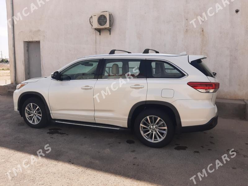 Toyota Highlander 2018 - 450 000 TMT - Мары - img 4