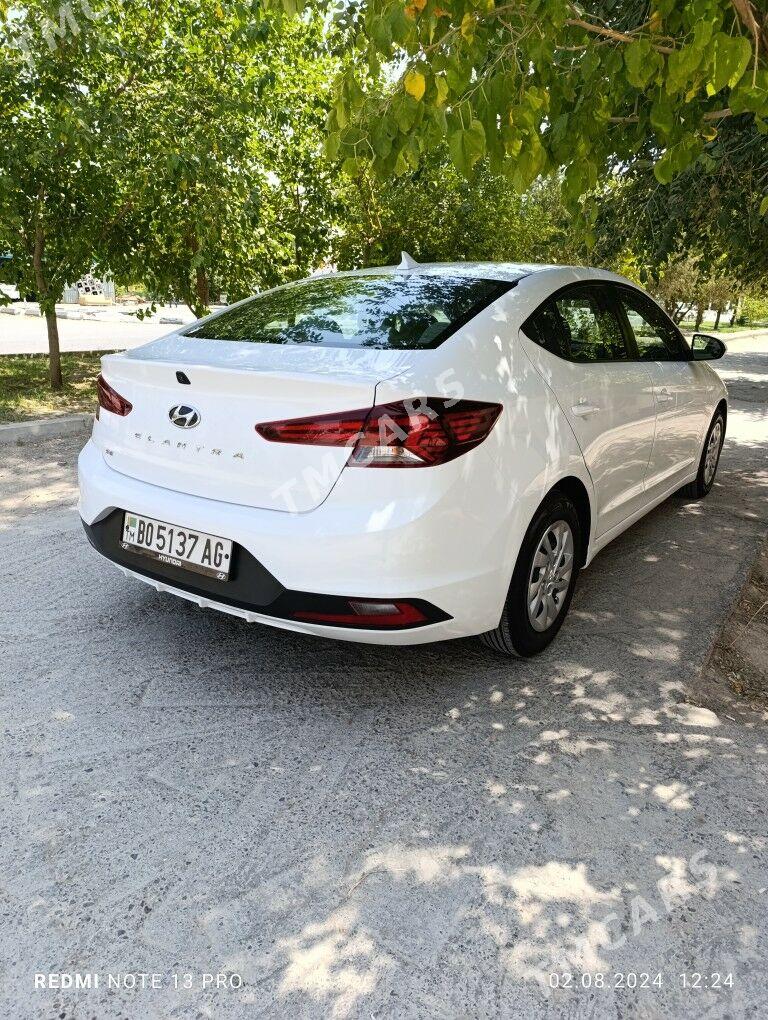 Hyundai Elantra 2019 - 180 000 TMT - Aşgabat - img 9