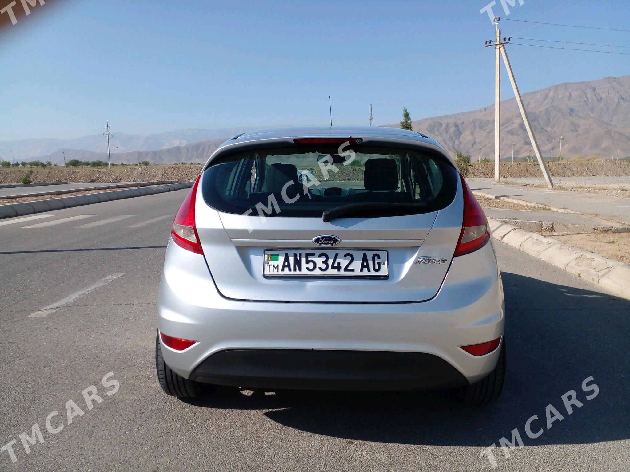 Ford Fiesta 2011 - 75 000 TMT - Ашхабад - img 5