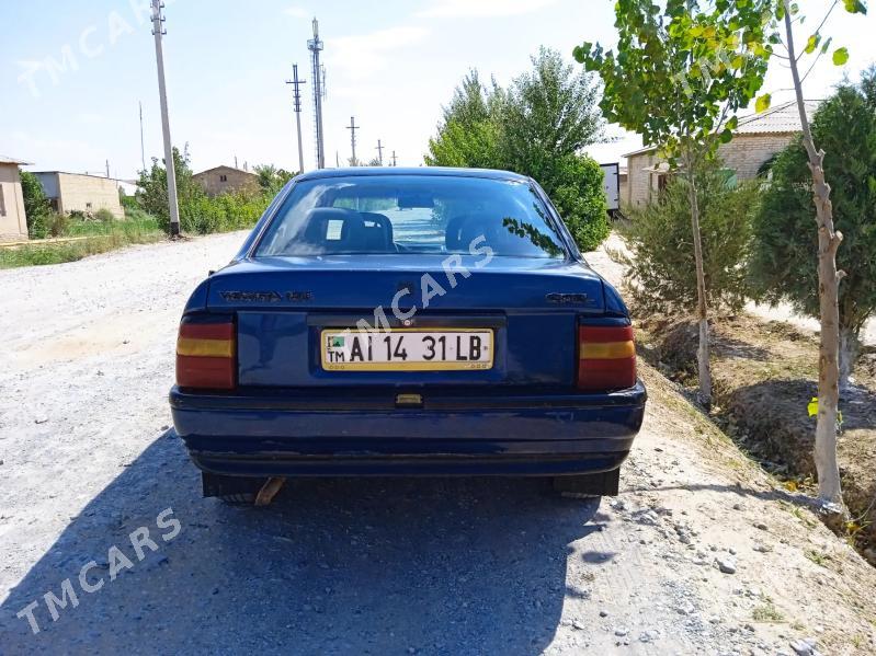 Opel Vectra 1990 - 24 000 TMT - Farap - img 2