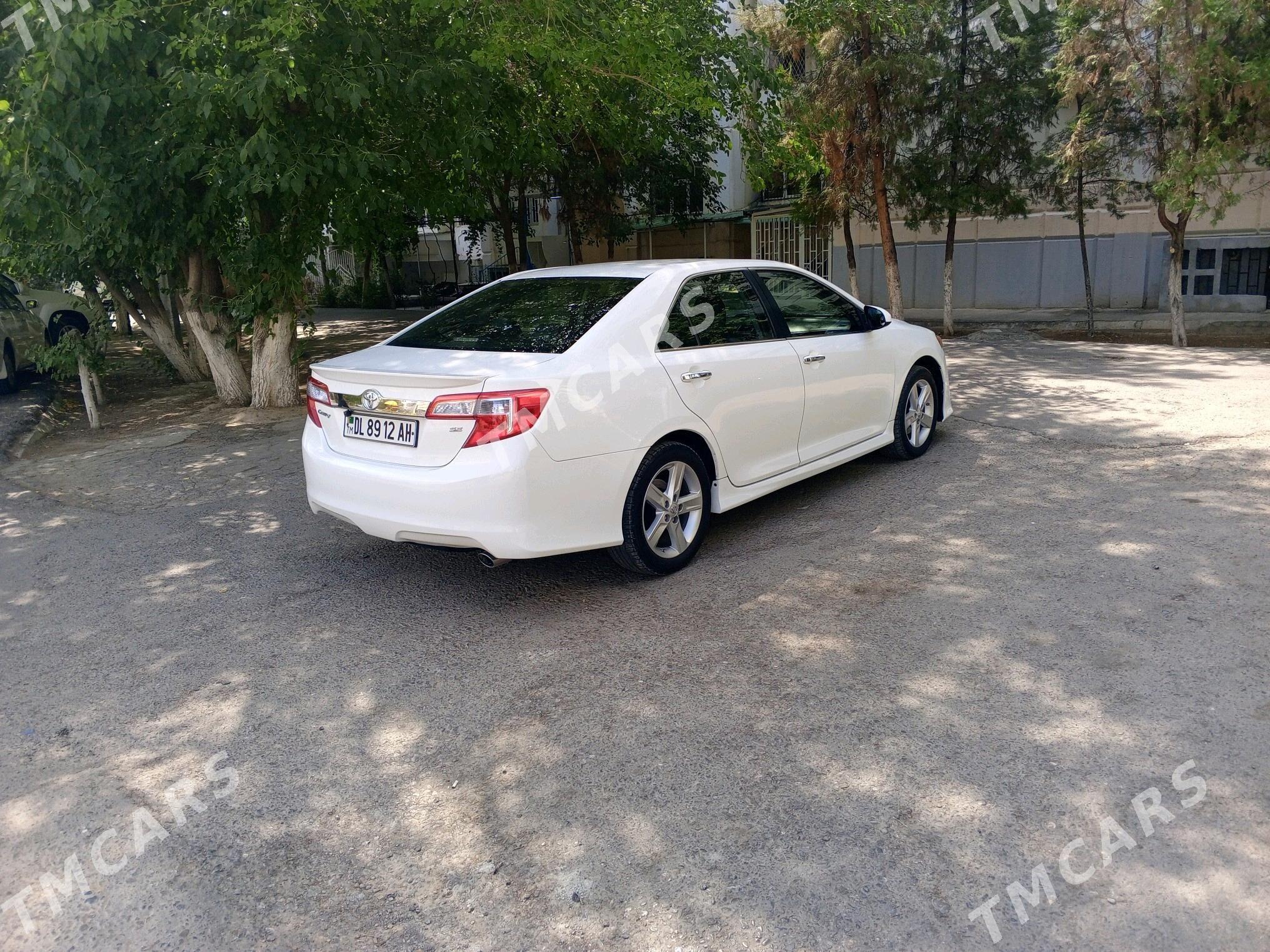 Toyota Camry 2013 - 205 000 TMT - Гёкдепе - img 4