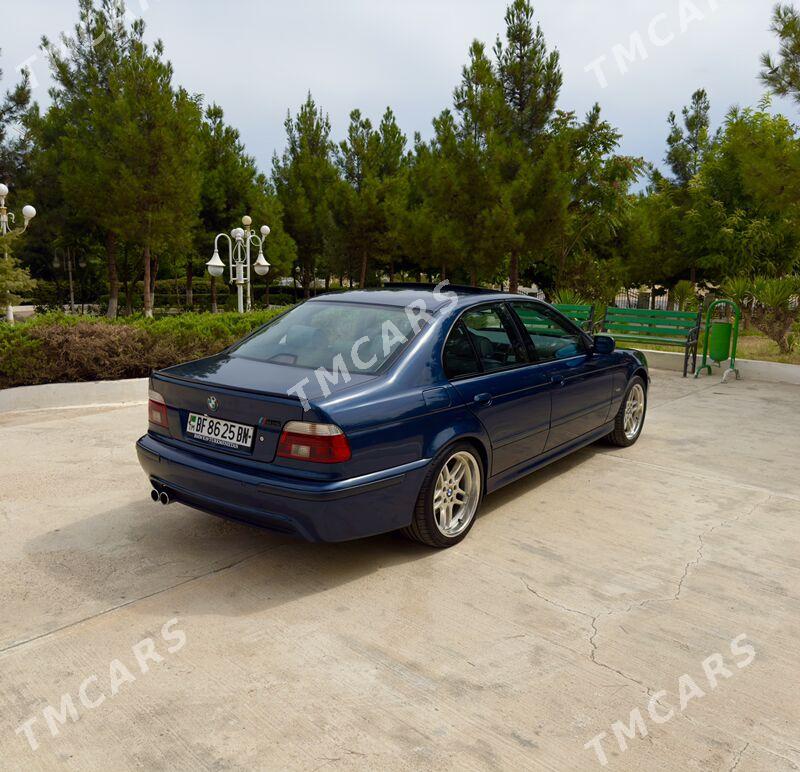 BMW E39 2000 - 130 000 TMT - Türkmenbaşy - img 8