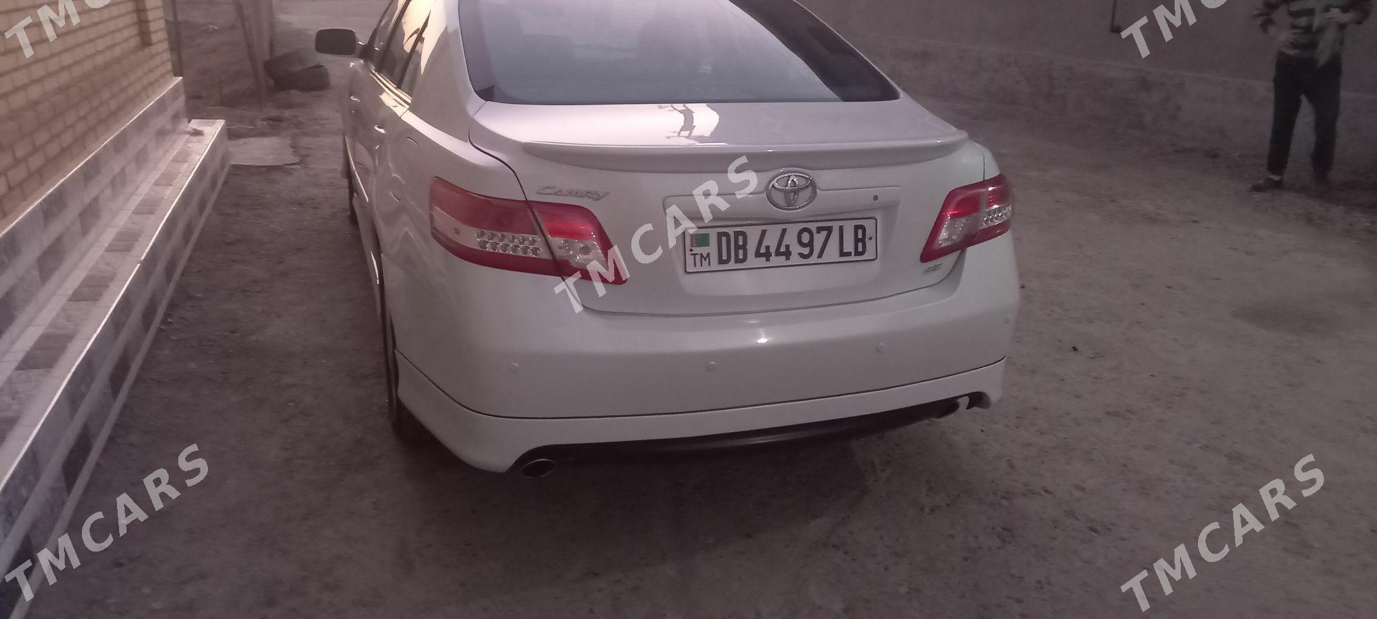 Toyota Camry 2010 - 175 000 TMT - Türkmenabat - img 3